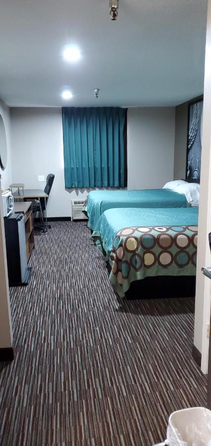 Super 8 By Wyndham Chickasha Exterior foto